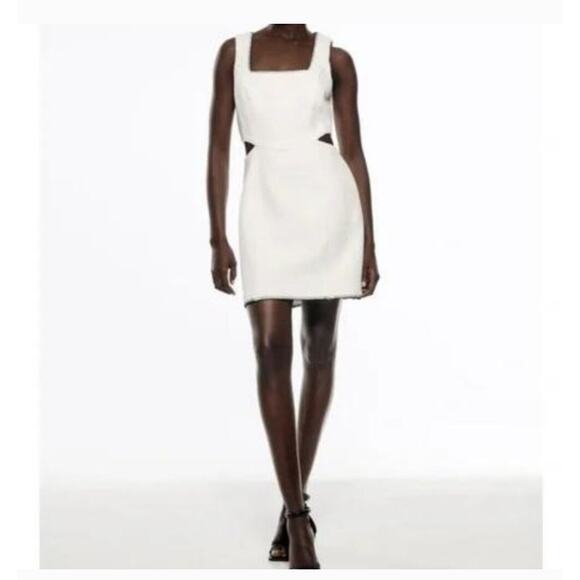 Zara White Tweed Cut Out Mini Dress with Contrast Stitching Cotton Blend Large - Picture 1 of 9